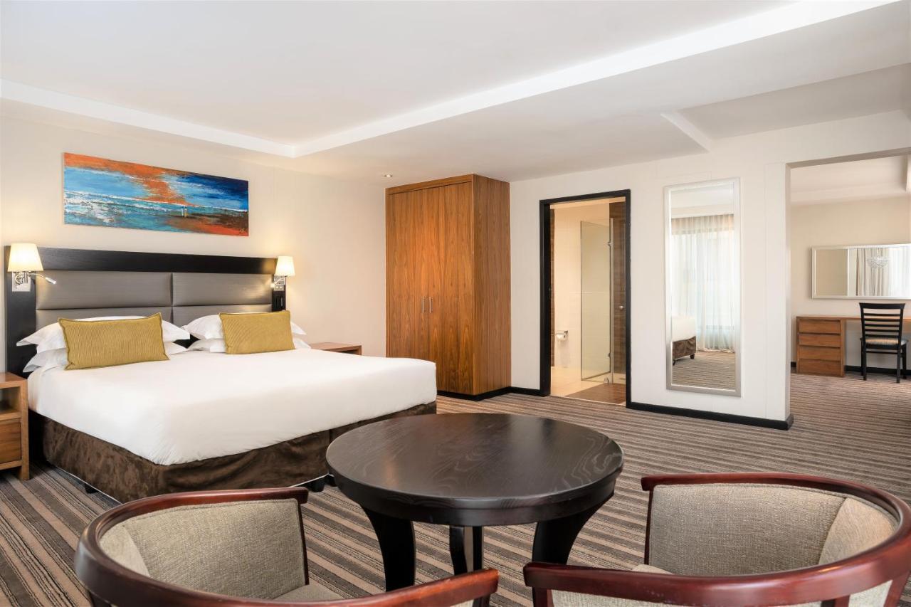 Premier Hotel Cape Town Exterior photo